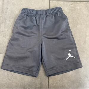 Boys Nike Air Jordan gray athletic shorts XS 3-4Y